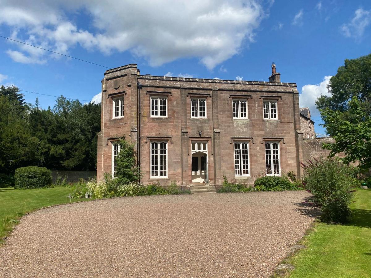 Готель Chillingham Manor Екстер'єр фото